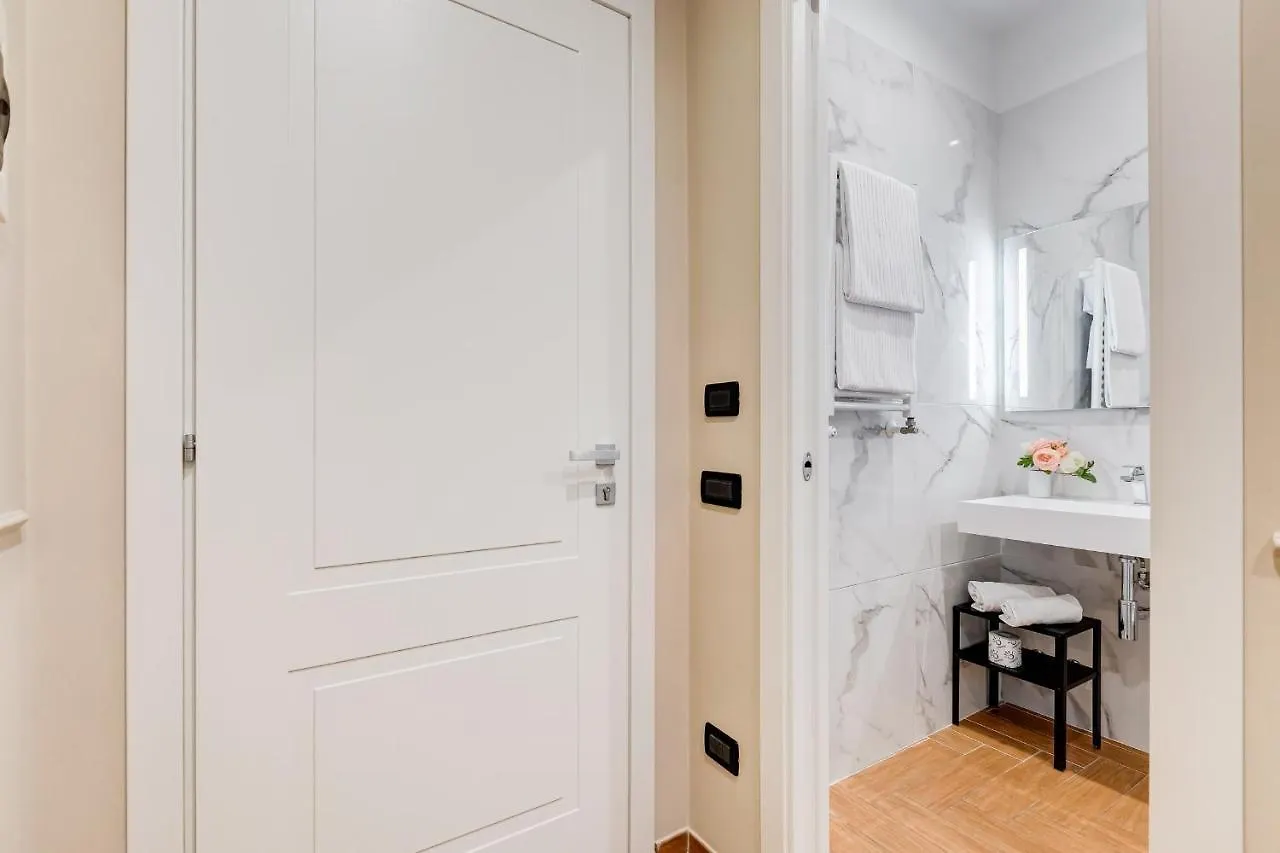 Guest house Mellini Palace Suites By Premium Suites Collection Rome
