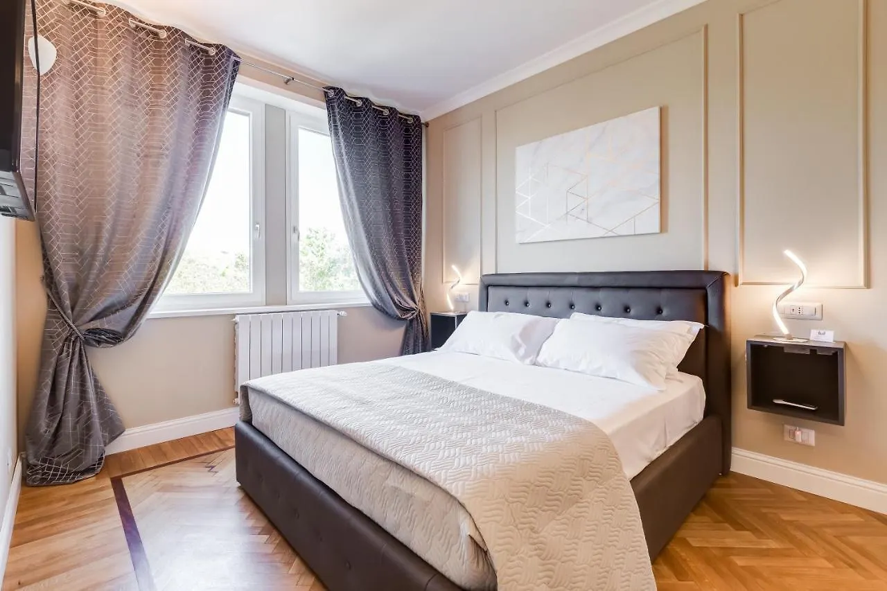 Mellini Palace Suites By Premium Suites Collection Rome Guest house