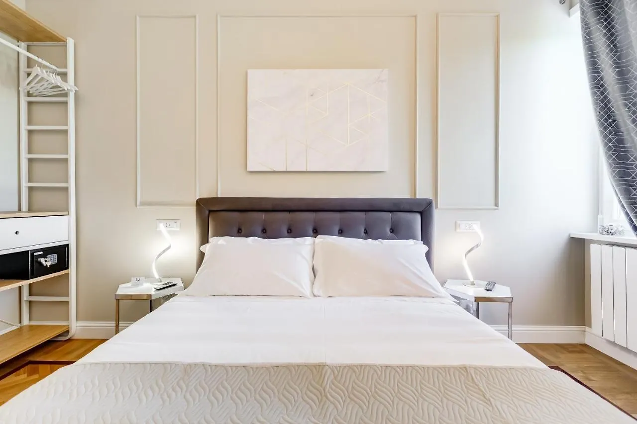 Mellini Palace Suites By Premium Suites Collection Rome Guest house