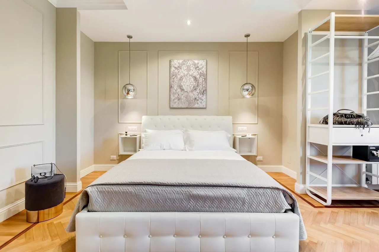 ** Guest house Mellini Palace Suites By Premium Suites Collection Rome Italy